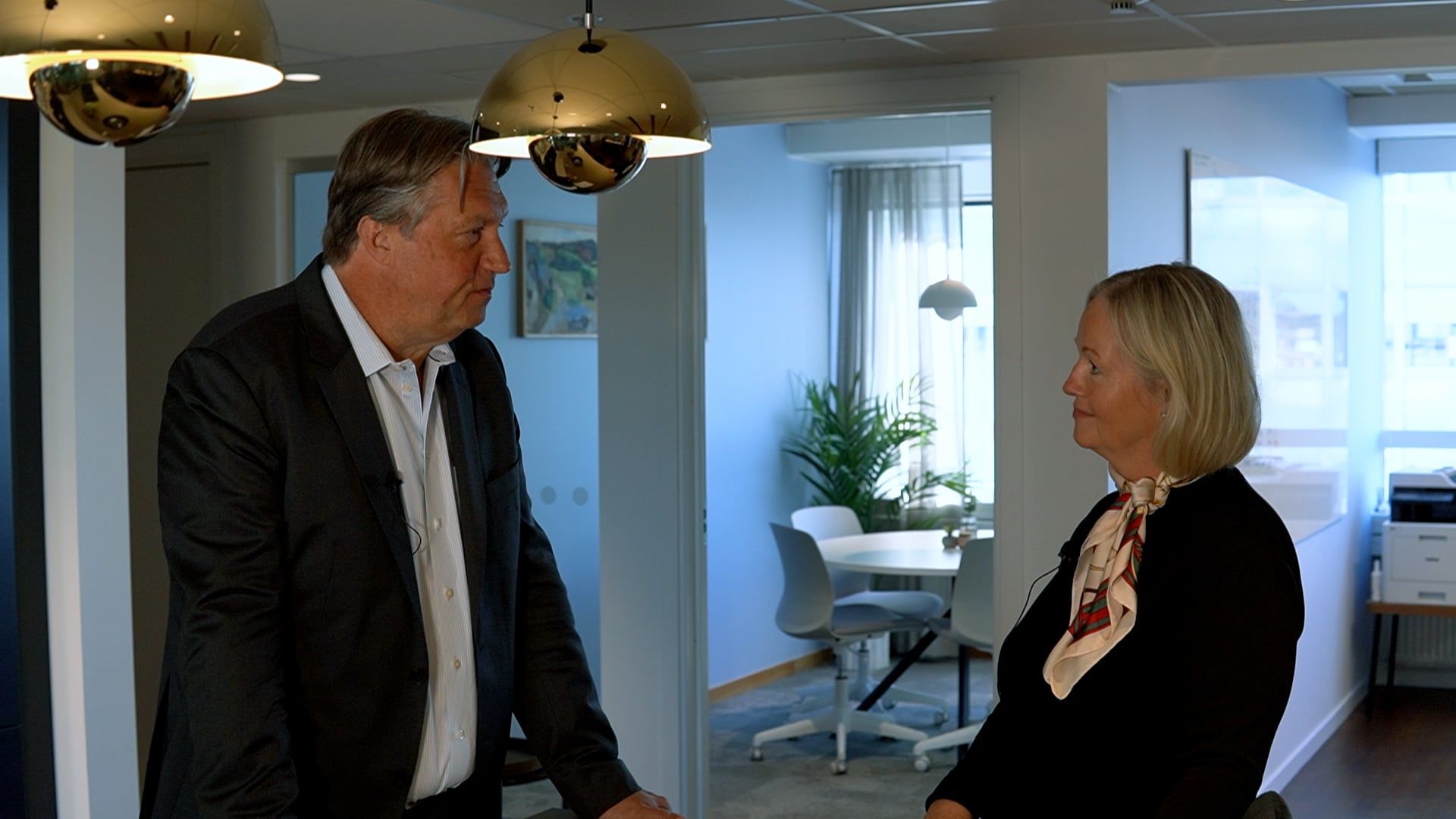 Anders Lindqvist, CEO, and Elisa Weidlertz Director Communication and Brand, Mycronic discussing Interim Report Q1 2026