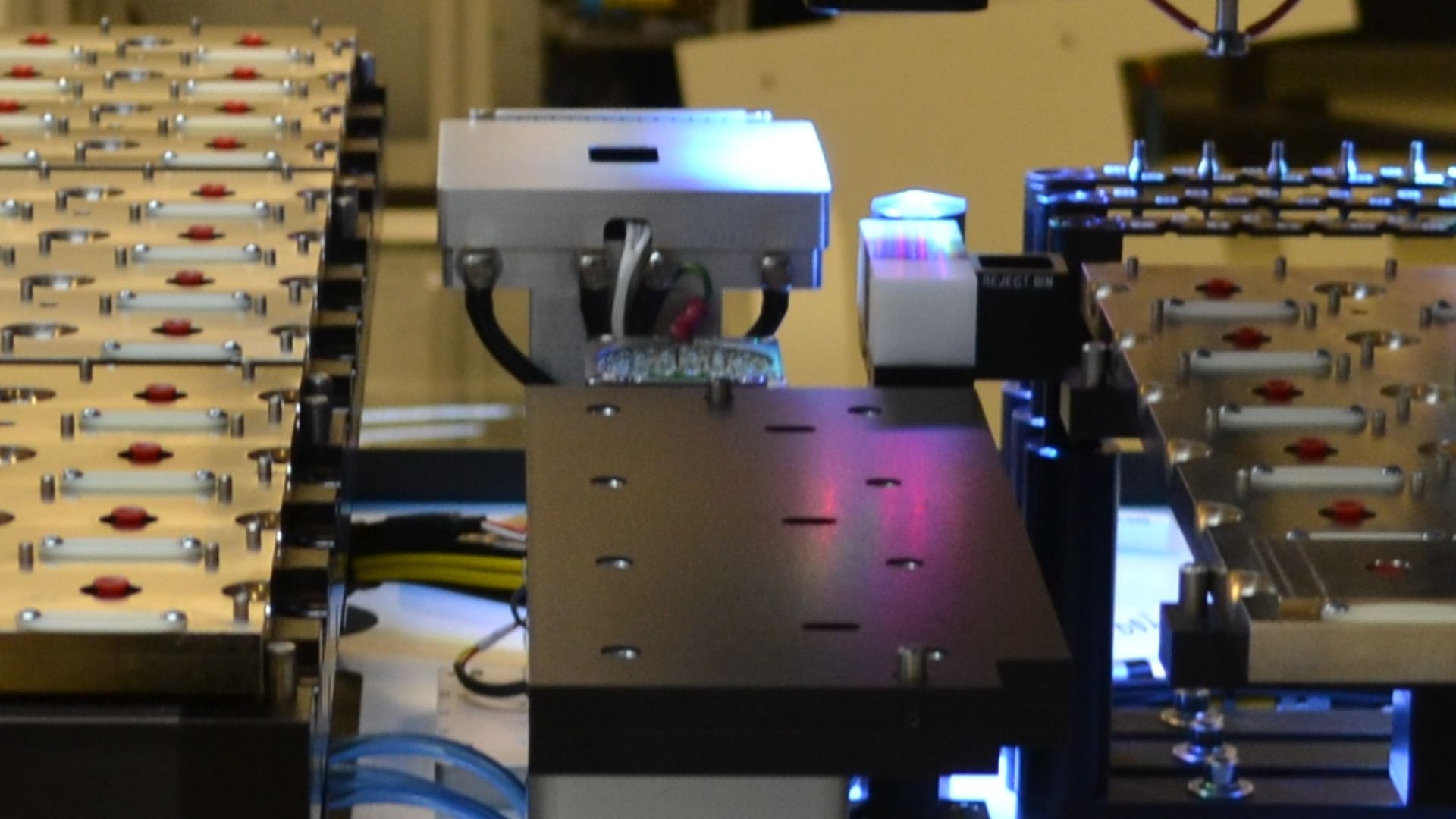 Large configurable work area