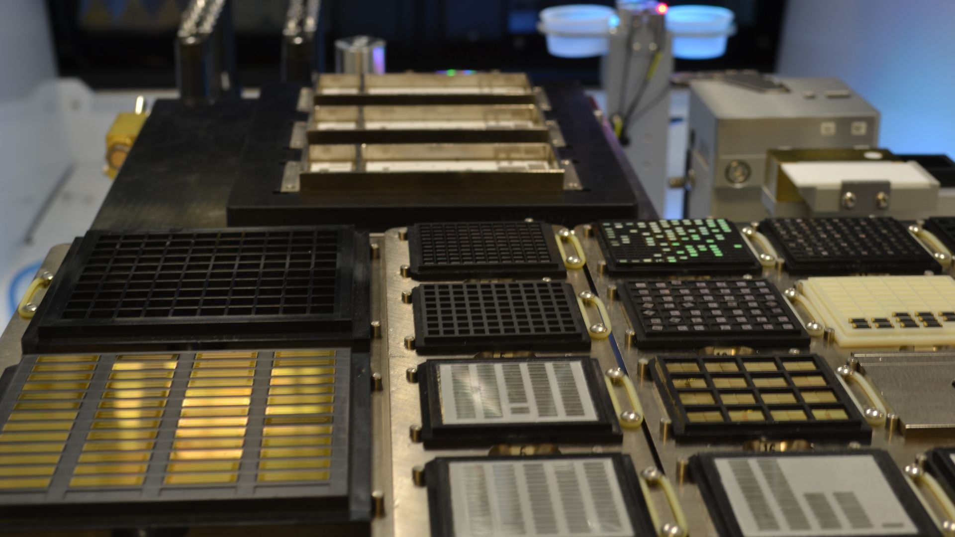 MRSI-M3 multiple waffle packs