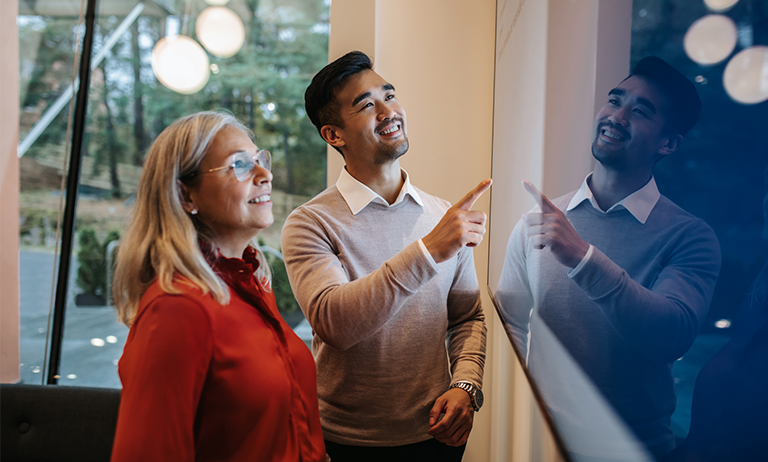 Largest shareholders, ownership structure, geographic distribution