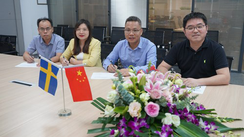 Meet our new colleagues at Huan Cheng Xin 